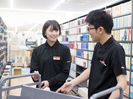 ブックオフ郡山安積店 ブックオフ 店頭スタッフの募集詳細